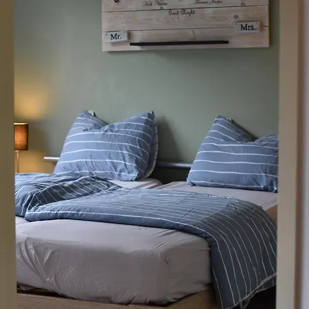 Huinerhofje 2 - Vrijstaand Met Grote Omheinde Tuin, Rust, Privacy En Nabij Bossen Putten