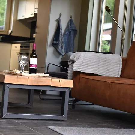 Huinerhofje 2 - Vrijstaand Met Grote Omheinde Tuin, Rust, Privacy En Nabij Bossen Σπίτι διακοπών