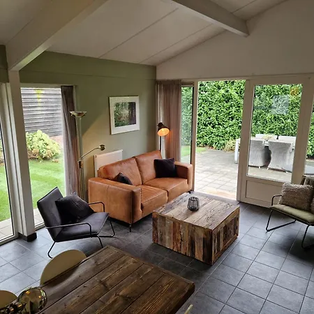 Vakantiehuis Huinerhofje 2 - Vrijstaand Met Grote Omheinde Tuin, Rust, Privacy En Nabij Bossen