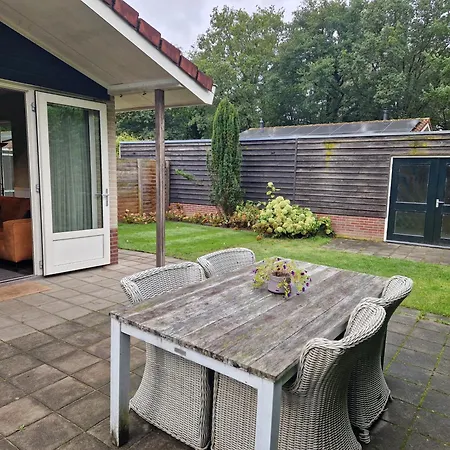 Huinerhofje 2 - Vrijstaand Met Grote Omheinde Tuin, Rust, Privacy En Nabij Bossen *