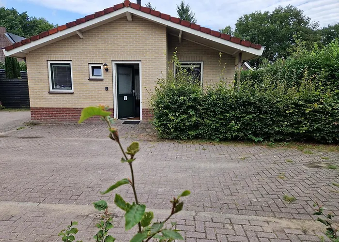Vakantiehuis Huinerhofje 2 - Vrijstaand Met Grote Omheinde Tuin, Rust, Privacy En Nabij Bossen *